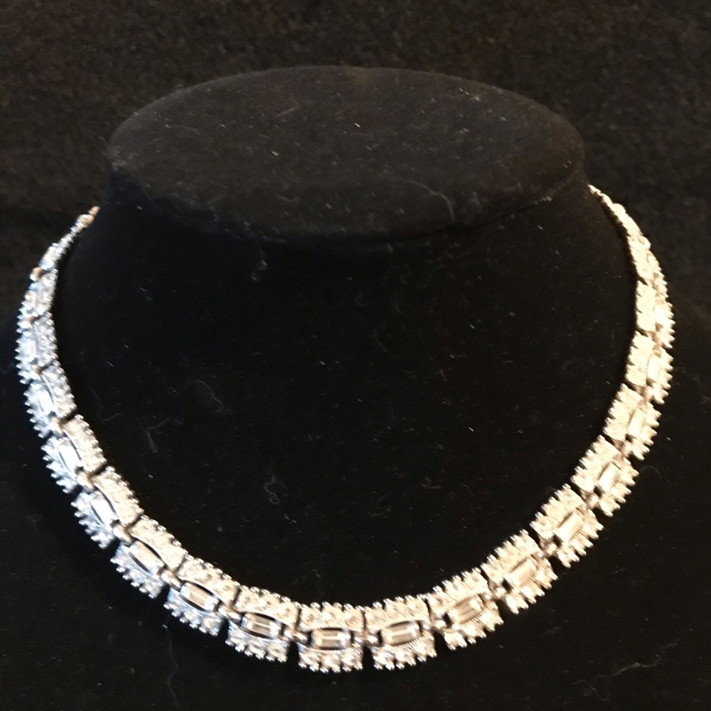 Diamond rhinestones choker necklace